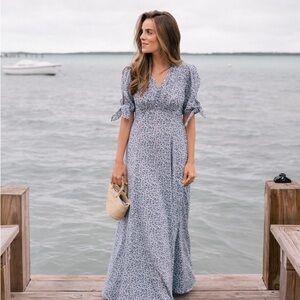 Gal Meets Glam Aurora Dress
